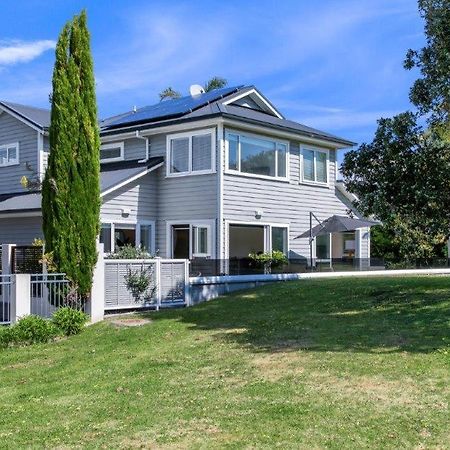 Stunning Tranquil Home With Green Space Views Mount Maunganui Dış mekan fotoğraf