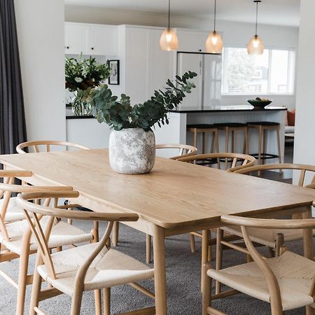 Stunning Tranquil Home With Green Space Views Mount Maunganui Dış mekan fotoğraf