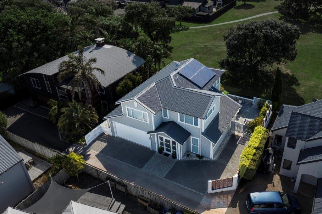 Stunning Tranquil Home With Green Space Views Mount Maunganui Dış mekan fotoğraf