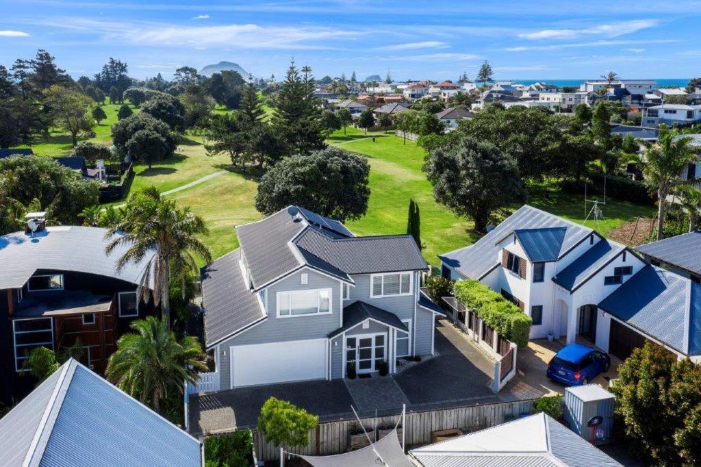 Stunning Tranquil Home With Green Space Views Mount Maunganui Dış mekan fotoğraf