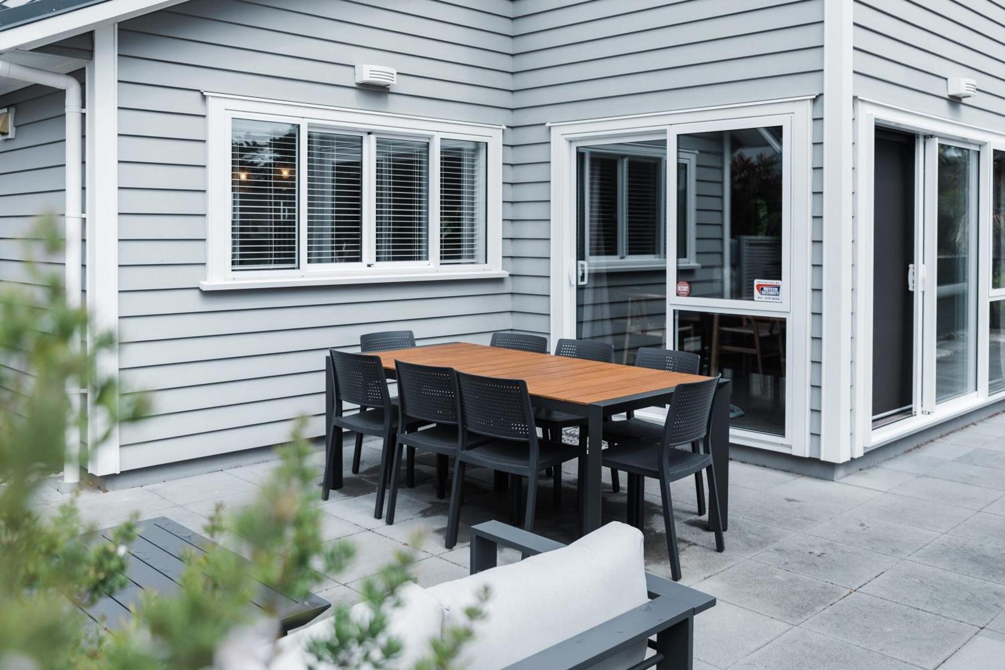 Stunning Tranquil Home With Green Space Views Mount Maunganui Dış mekan fotoğraf